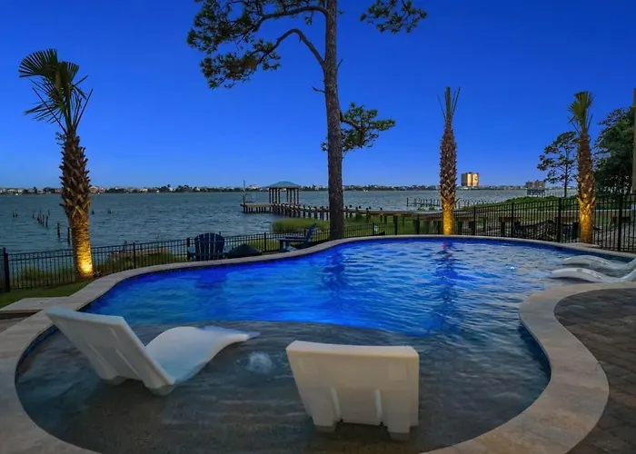Lux Home, Heatd Pool*, Hottub, Firepit, Pier,fence * Gulf Shores