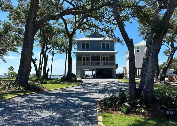 Lux Home, Heatd Pool*, Hottub, Firepit, Pier,fence *