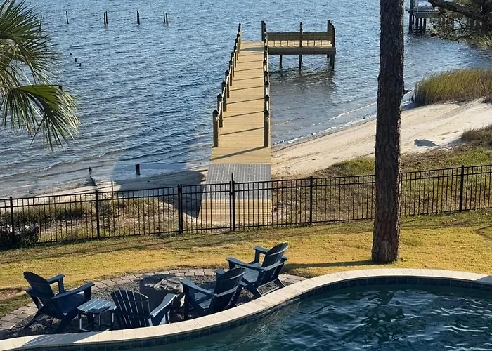 Lux Home, Heatd Pool*, Hottub, Firepit, Pier,fence *